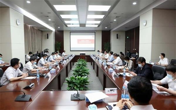 中國建材集團是行業走進世界建材舞臺中央的領頭雁 